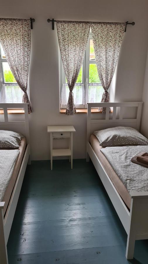 La Bobul Apartments Drnholec Екстер'єр фото