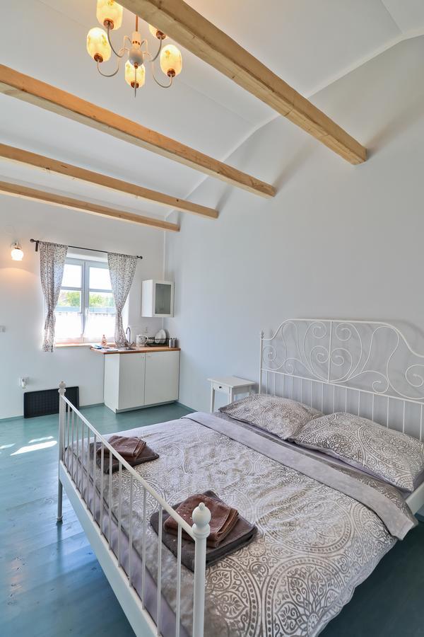 La Bobul Apartments Drnholec Екстер'єр фото